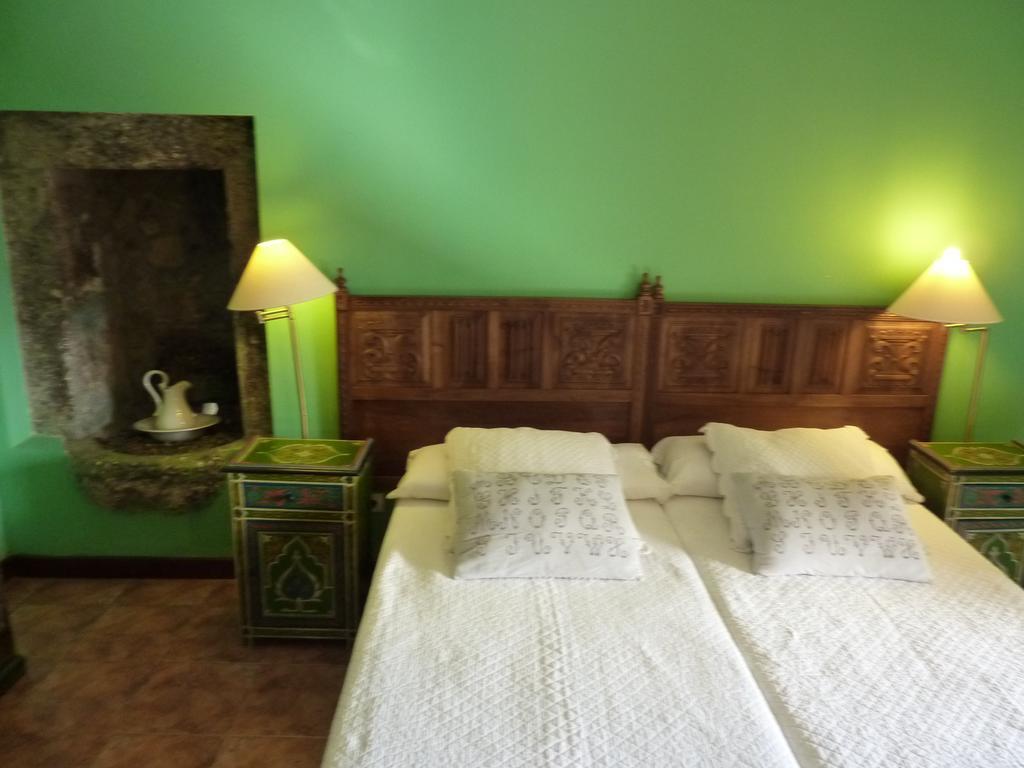 Hotel Aire De Ruesga Zimmer foto